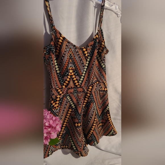 H&M Divided Romper -  Size 2 - Picture 2 of 7